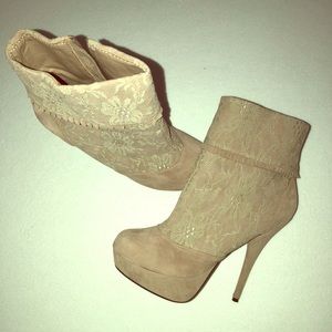 Platform above ankle booties